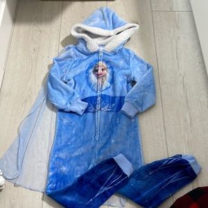 3T frozen onesie
